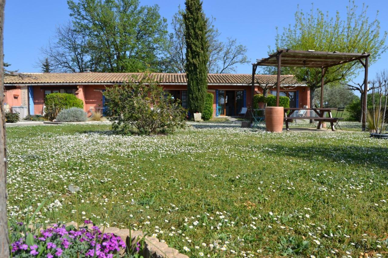 Village De Gites Les Olivettes Saint-Dezery Zewnętrze zdjęcie
